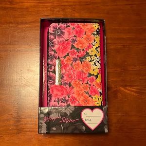 betsey johnson zip wallet